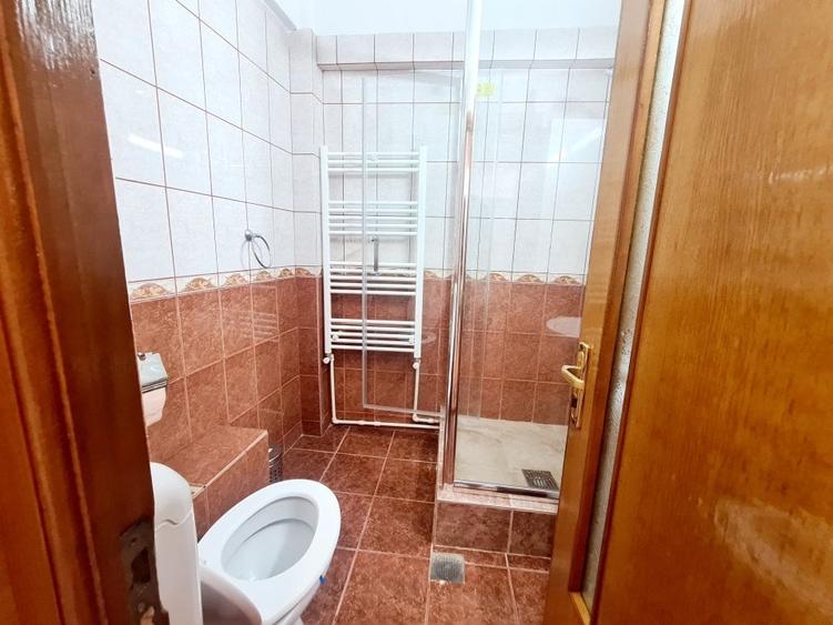 Apartament cu 2 camere decomandat în Ultracentral