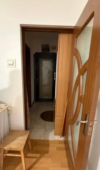 Apartament cu 2 camere semidecomandat, mobilat în Alexandru cel Bun
