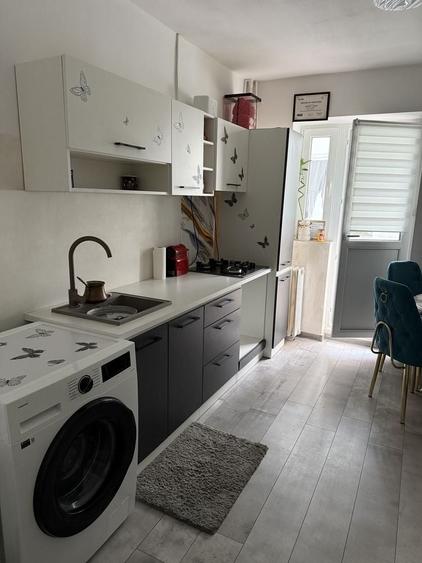 Apartament cu 2 camere decomandat în Eminescu