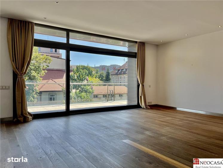 Apartament cu 4 camere, mobilat în Kiseleff