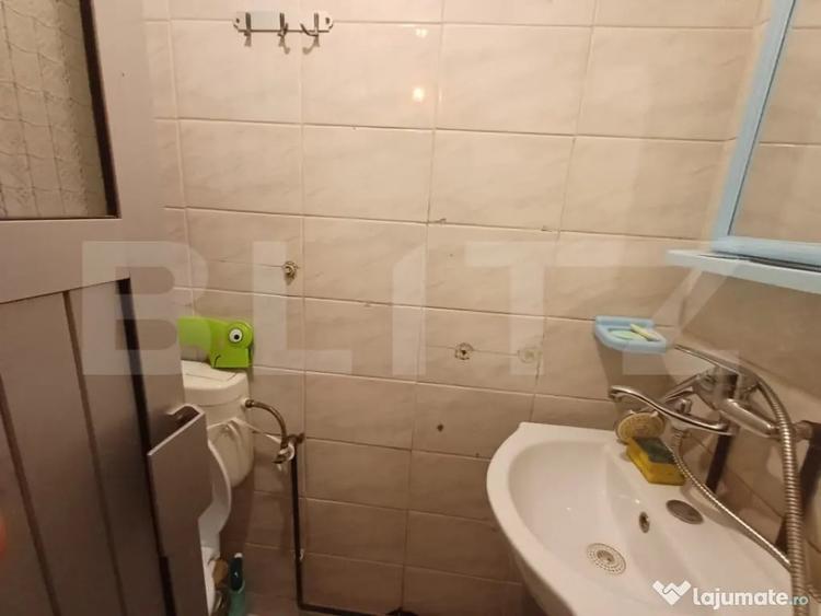 Apartament cu 2 camere semidecomandat în 9 Mai