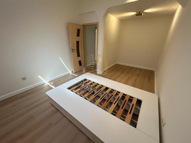 Penthouse spatios pe 3 nivele - 210 mp | garaj + 3 locuri de parcare incluse - 12