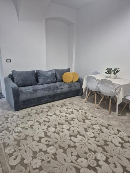 Apartament cu 2 camere decomandat în Horea