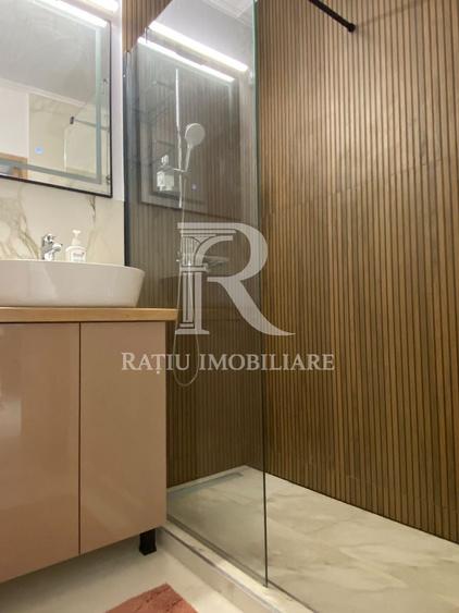 Apartament cu 2 camere decomandat, mobilat în Decebal