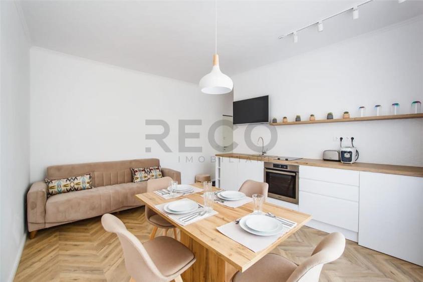 Apartament cu 2 camere decomandat în Central