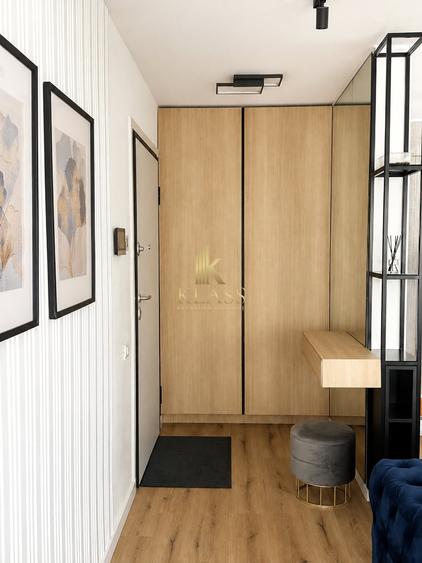 Apartament cu 3 camere semidecomandat, mobilat în Voluntari
