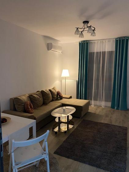 Apartament cu 2 camere decomandat, mobilat în Sud-Vest