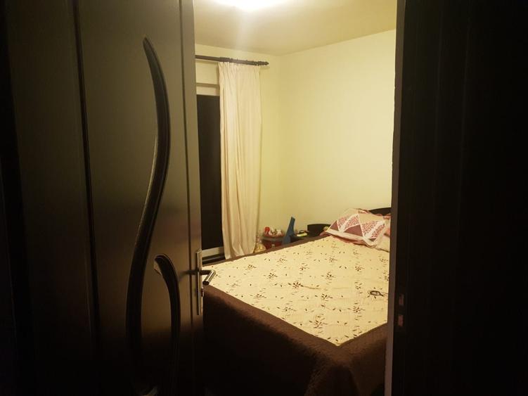 Apartament cu 3 camere decomandat în Dumbrăvița