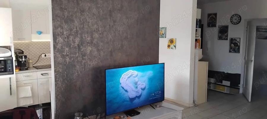 Apartament cu 2 camere decomandat în Giarmata