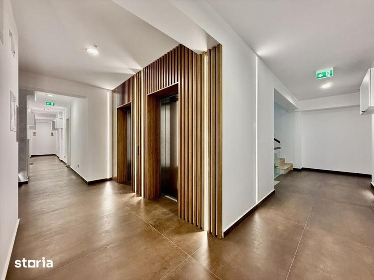 Apartament cu 2 camere semidecomandat în Centrul Civic