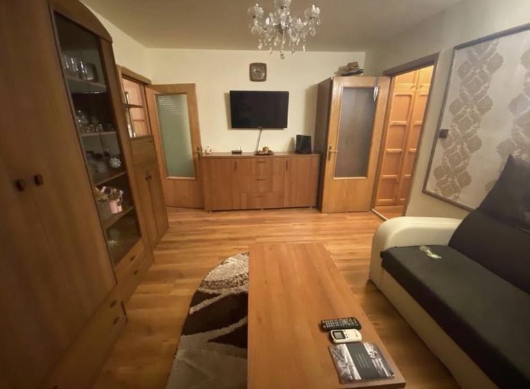 Inchiriez apartament in Complexul Studentesc , langa Sala Olimpia - 12
