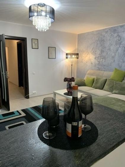 Apartament cu 2 camere decomandat, mobilat în Timpuri Noi
