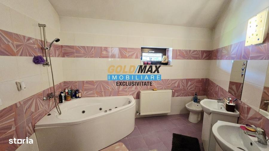 Casă cu 4 camere în Găvana