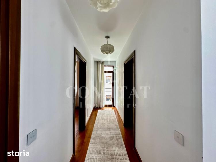 Apartament cu 3 camere în Europa