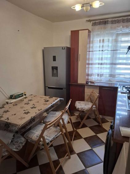 Inchiriez apt.2 camere,Nord,Valcea - 6