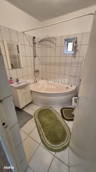 Casă cu 2 camere cu Teren 801 Mp în Lipoveni