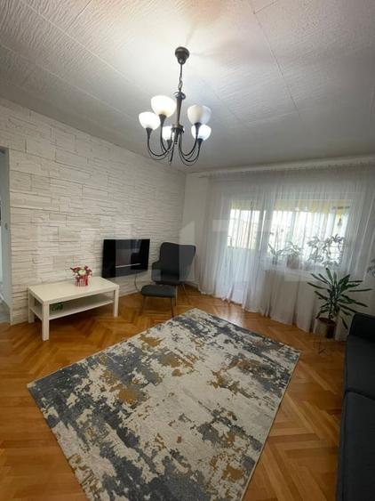 Apartament cu 2 camere semidecomandat, mobilat în Câmpia Turzii