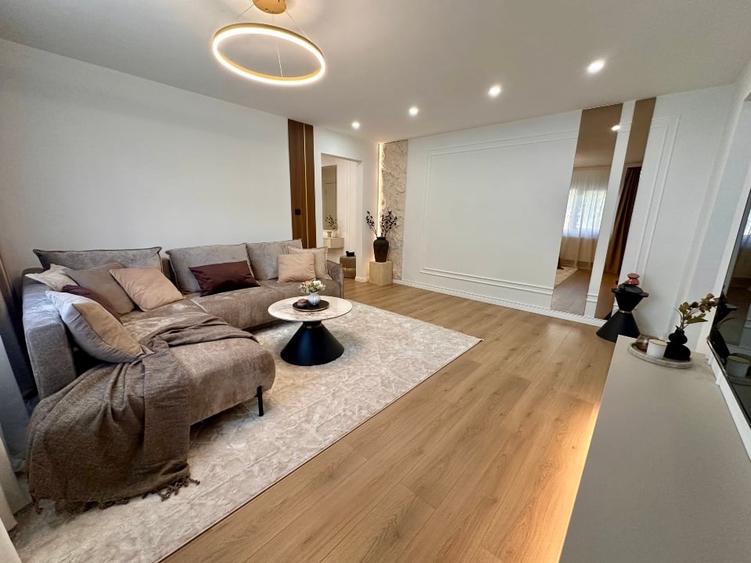 Apartament cu 2 camere semidecomandat, mobilat în Calea București