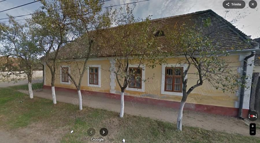 Casă cu 4 camere în Pecica