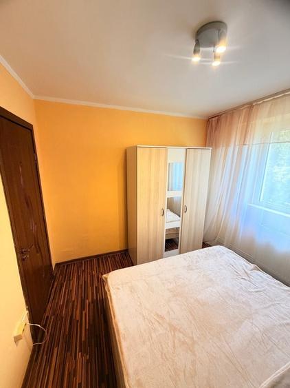 Apartament cu 2 camere decomandat în Viziru 3