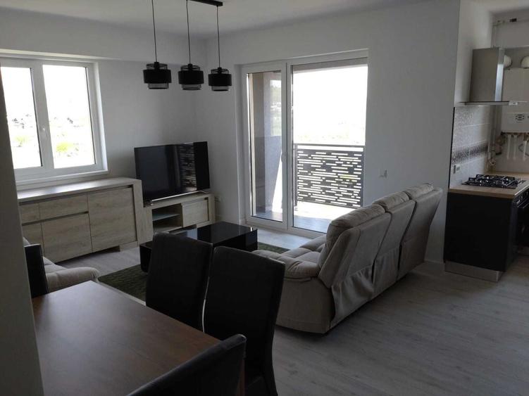 Apartament cu 2 camere în Petru Rareș