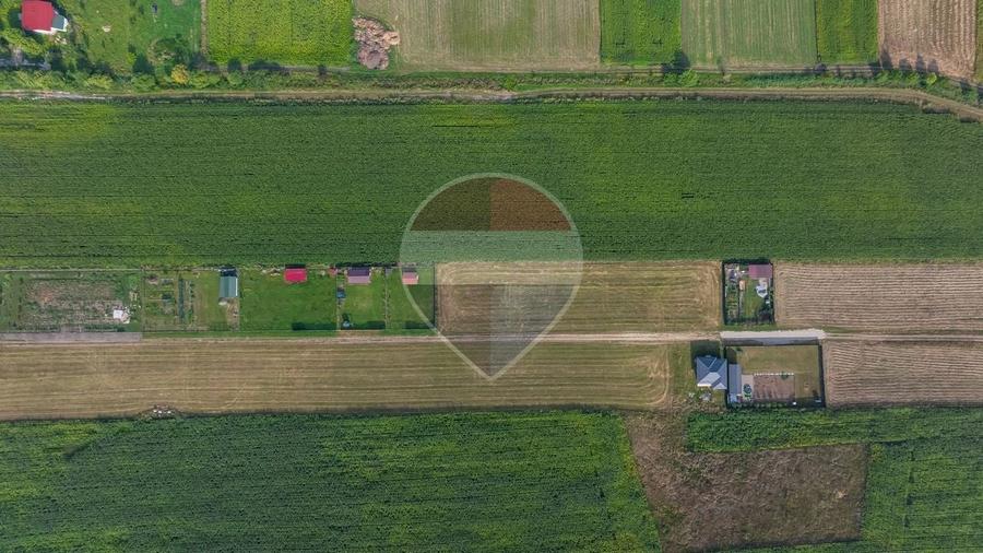 Teren agricol intravilan de 563 mp, în Bod