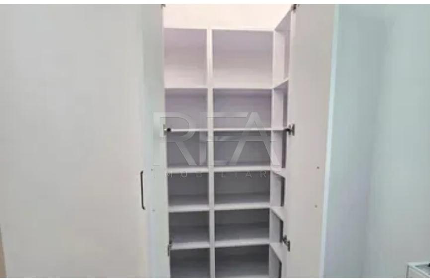 Apartament cu 2 camere decomandat în Berceni