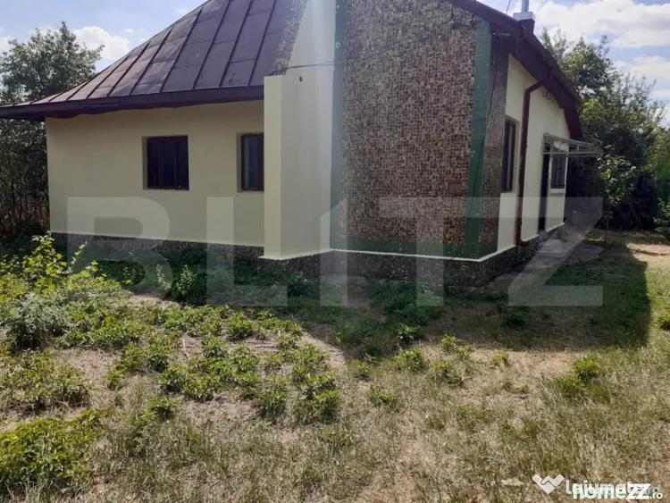 Casă cu 3 camere cu Teren 1159 Mp în Central