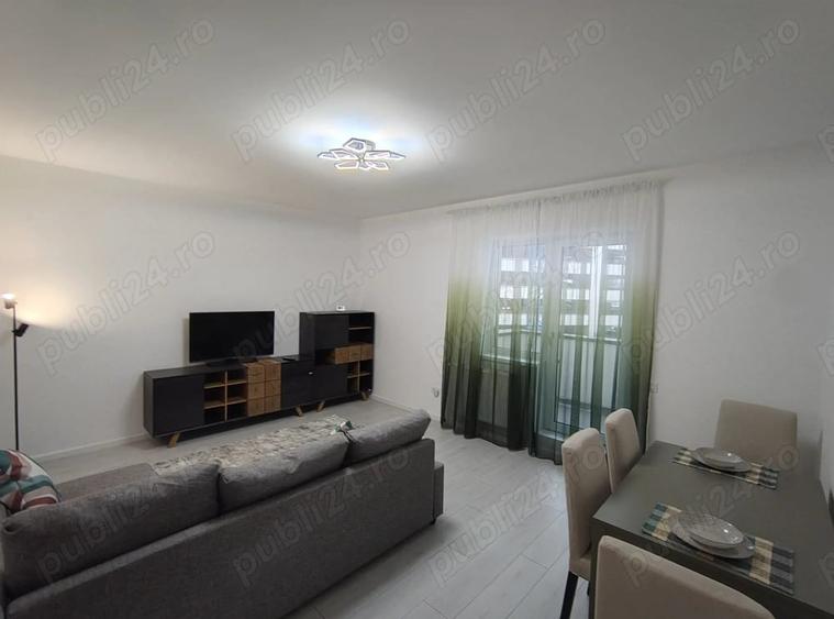 Apartament cu 2 camere decomandat în Păcii