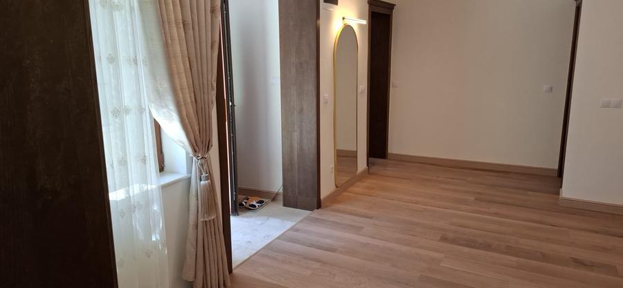 Casă individuală cu 2 camere cu Canalizare în Schei