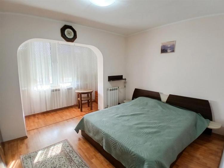 Apartament cu 3 camere decomandat în Centru Civic