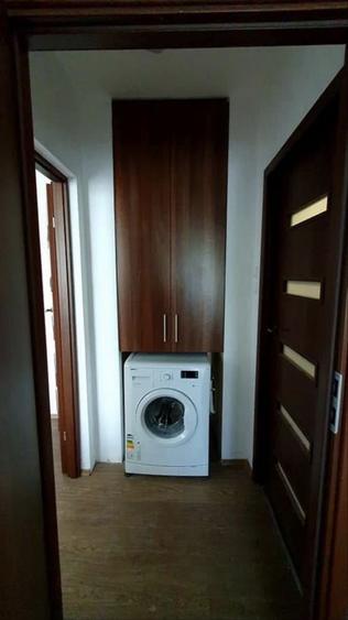 Apartament cu 2 camere semidecomandat în Grivița