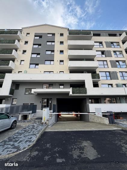 Apartament cu 3 camere în 13 Decembrie