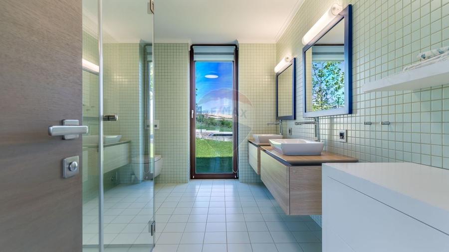 Casă individuală cu 10 camere cu Piscina în Făget