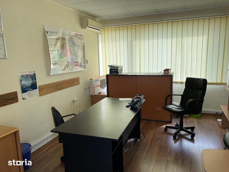 Spațiu comercial, de 20 mp, în Central