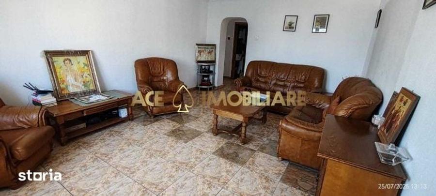 Apartament cu 4 camere în Centrul Civic