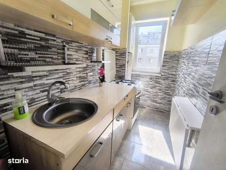 Apartament cu 2 camere semidecomandat în Florilor