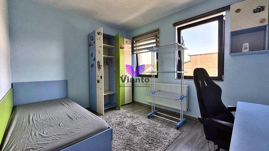Apartament cu 3 camere decomandat, mobilat în Șelimbăr