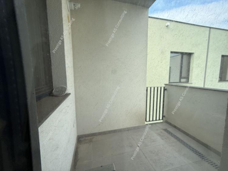 Apartament cu 2 camere semidecomandat, mobilat în Dumbrăvița