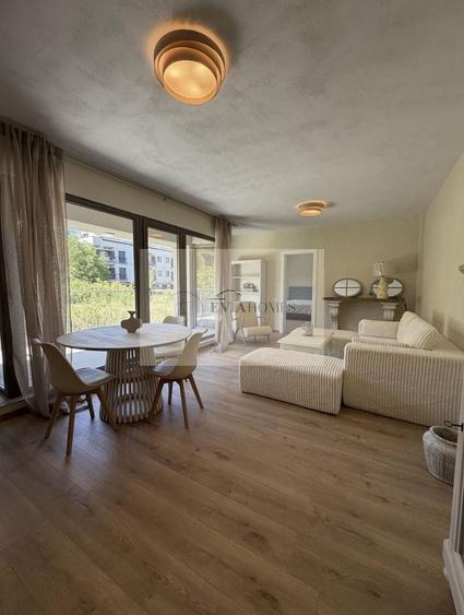 Apartament cu 3 camere semidecomandat, mobilat în Borhanci