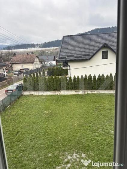 Casa de vanzare, 8 camere, 263 mp + 400 mp teren, in Cam - 15