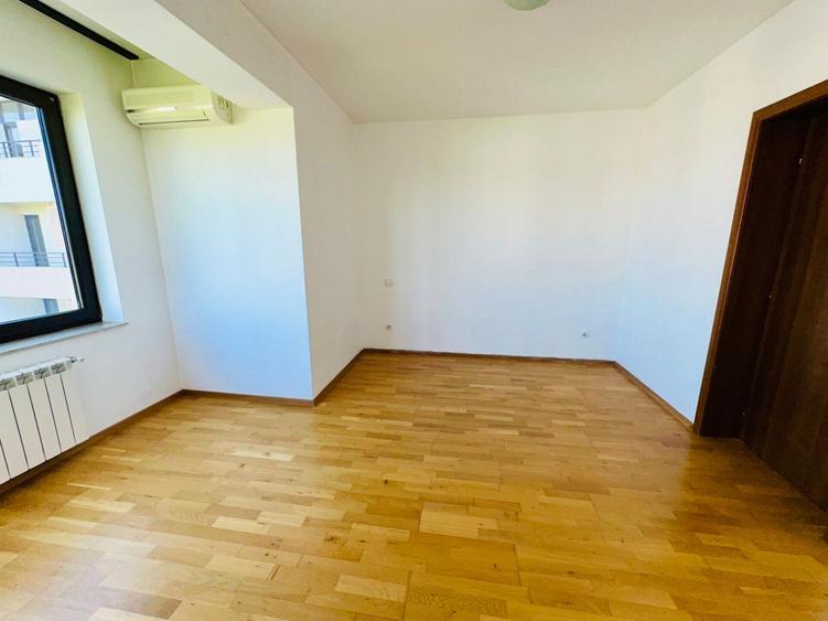 Apartament cu 2 camere semidecomandat, mobilat în Băneasa