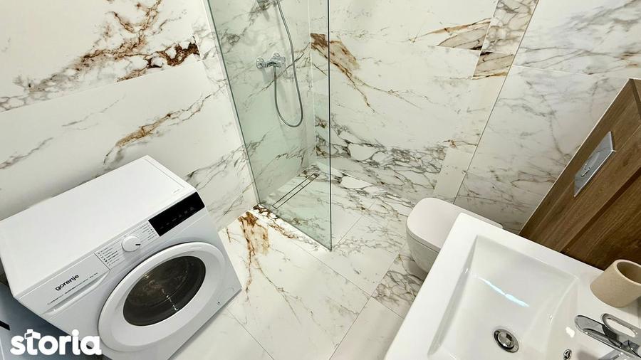 Apartament cu 3 camere, mobilat în Central