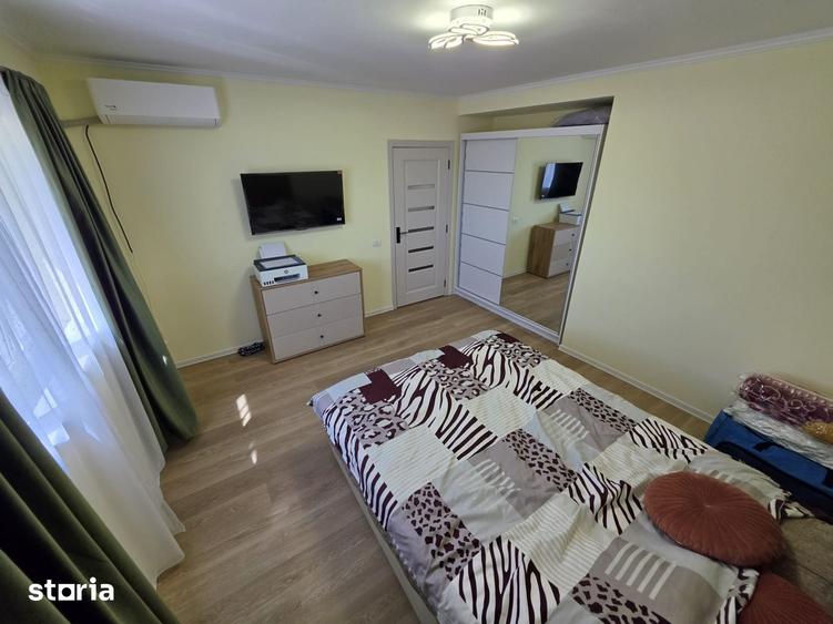 Casă cu 4 camere cu Teren 1014 Mp în Moșoaia