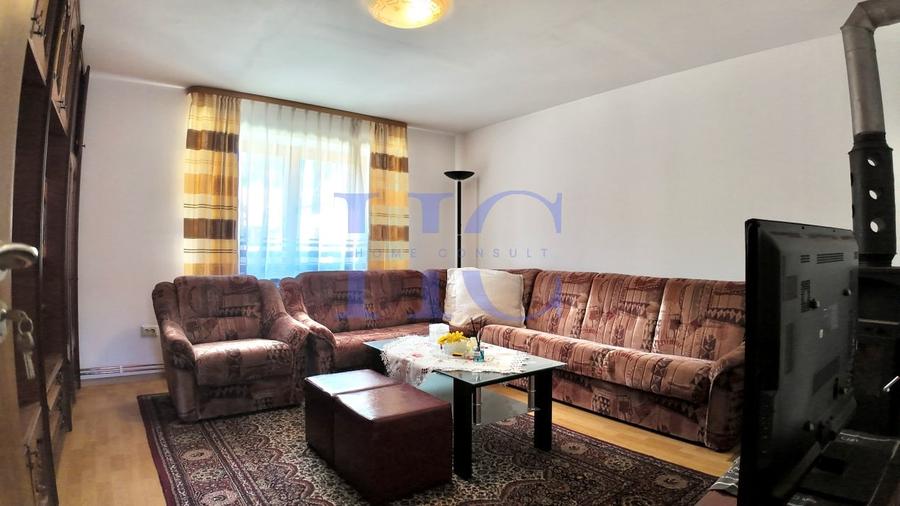 Casă individuală cu 4 camere cu Garaj în Săcădate
