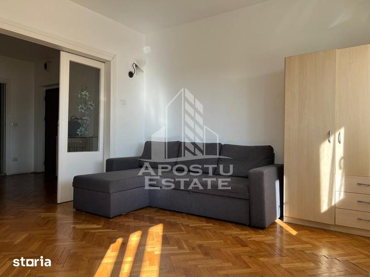 Apartament cu 4 camere în Ultracentral