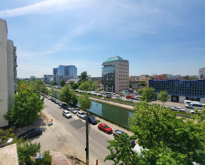 Apartament cu 2 camere decomandat în Unirii