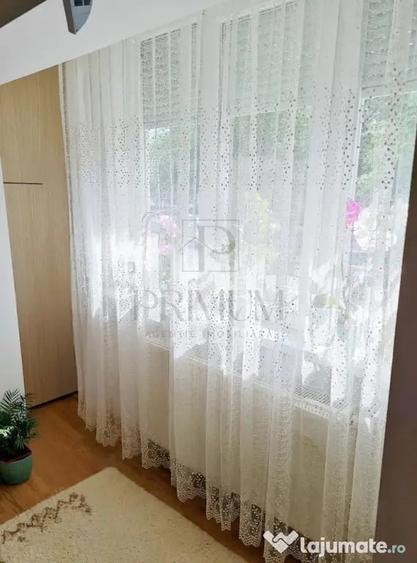 Garsonieră decomandată în Lipovei
