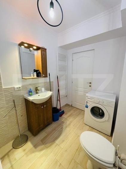 Apartament 2 camere, parcare, zona Terra - 12
