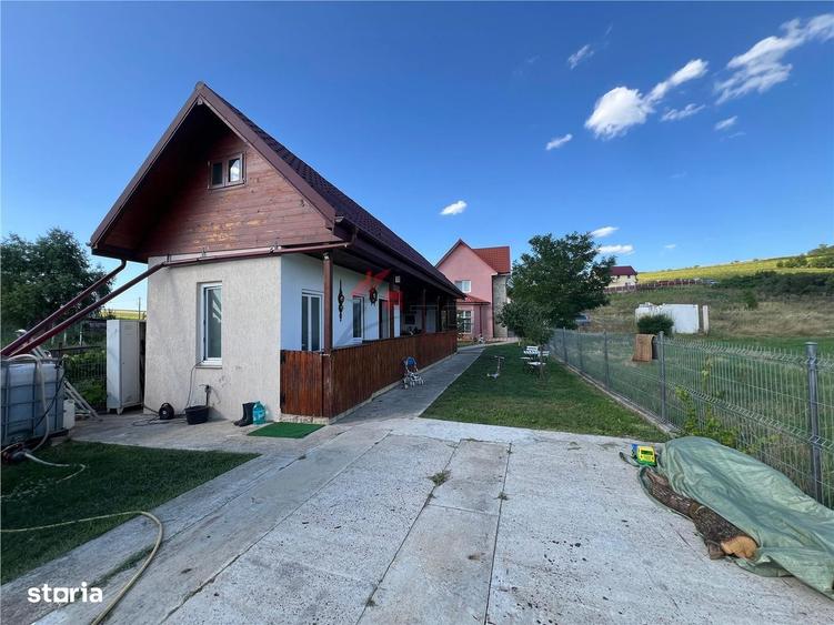 Casă cu 4 camere în Banu
